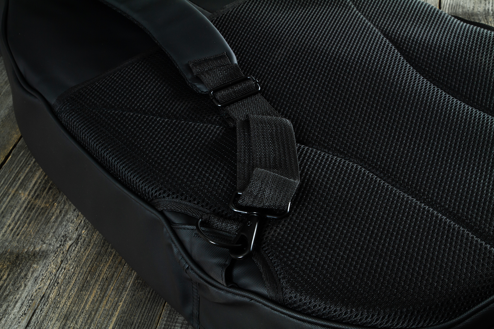 X-tone 25mm Black V2 Waterproof (2025 Bas-bk) - Housse Basse Électrique - Variation 5