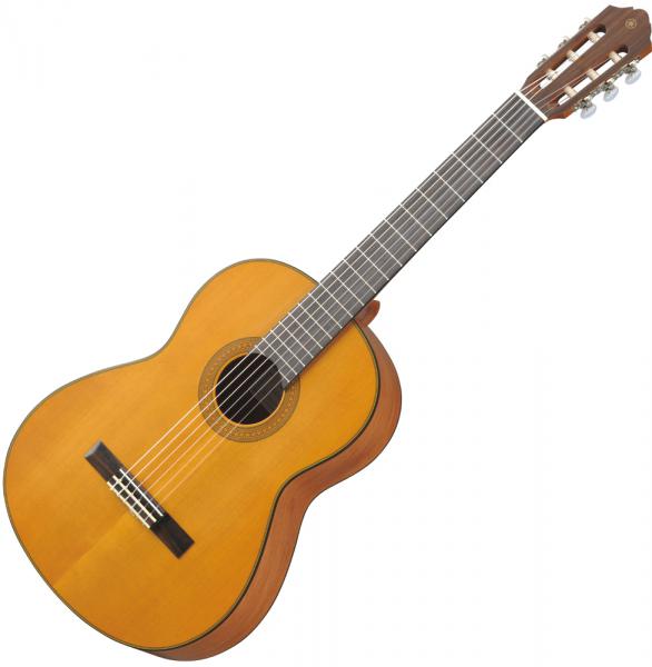 Guitare classique format 4/4 Yamaha CG122MC - Natural cedar