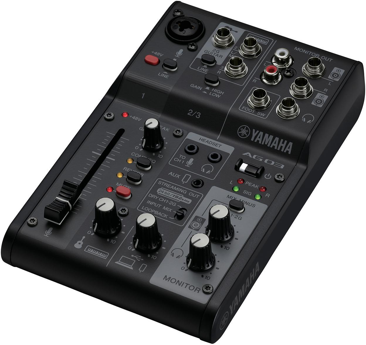 Table de mixage analogique Yamaha AG03MK2 B