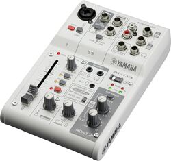 Table de mixage analogique Yamaha AG03MK2 W