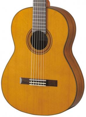 Guitare classique format 4/4 Yamaha CG162C - Natural