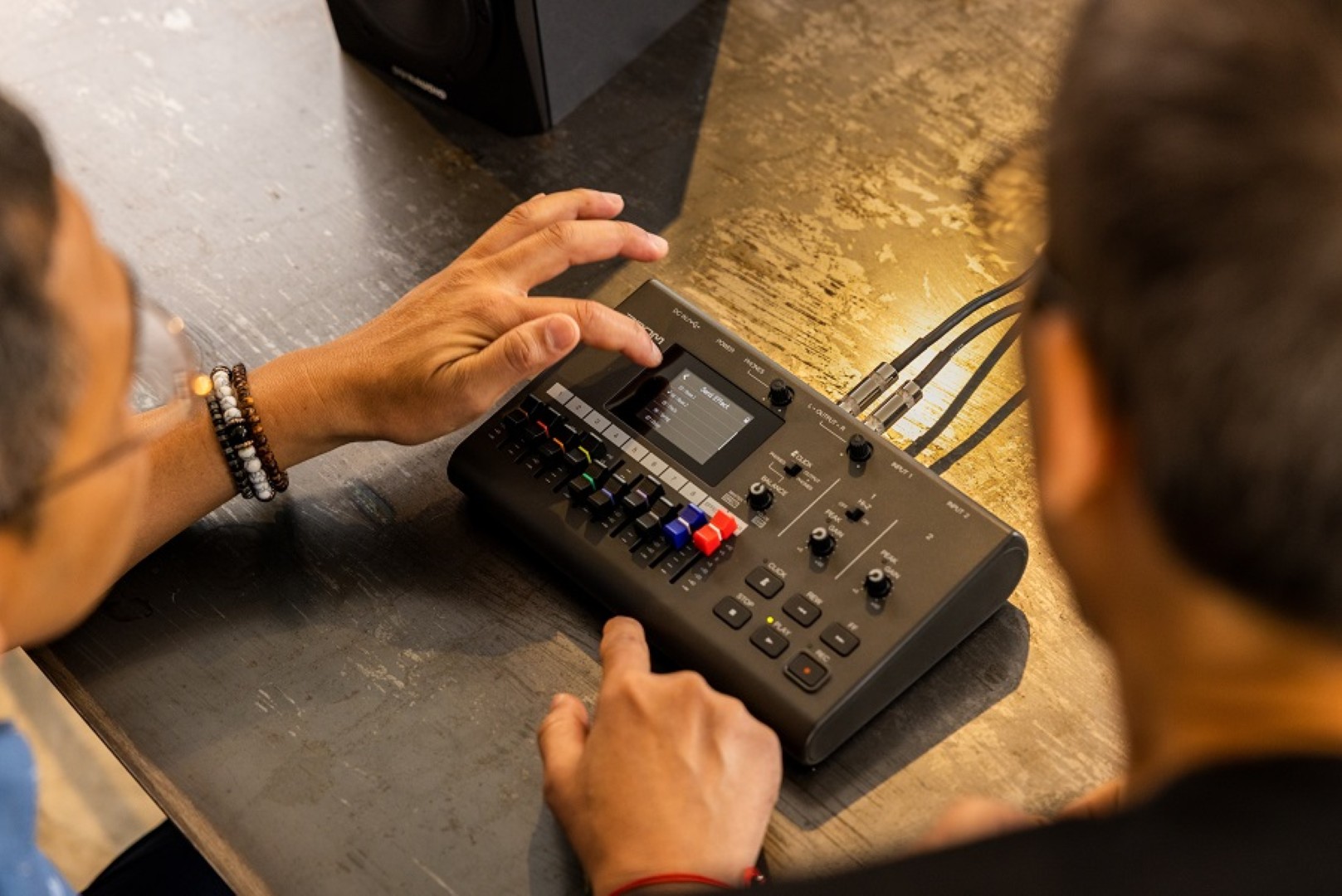 Zoom R12 - Enregistreur Multi-pistes - Variation 9