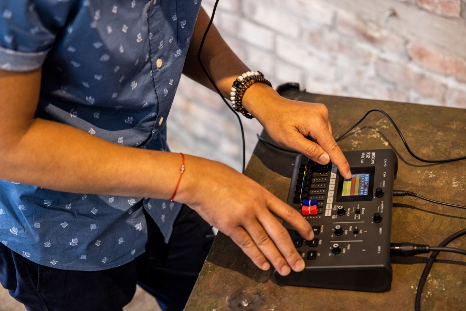 Zoom R12 - Enregistreur Multi-pistes - Variation 11